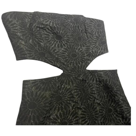 Princess Polly Naomi Cut Out Strapless Textured Floral Black Mini Dress Size 4 - Picture 8 of 11